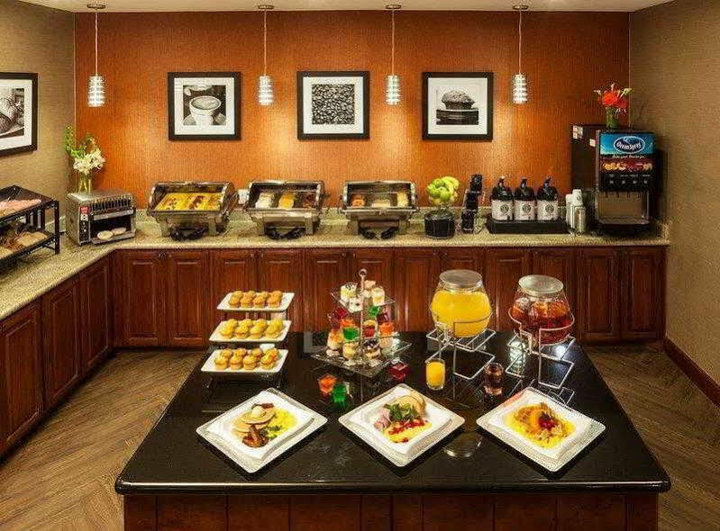 Best Western Plus Lewisville Flower Mound Exterior foto
